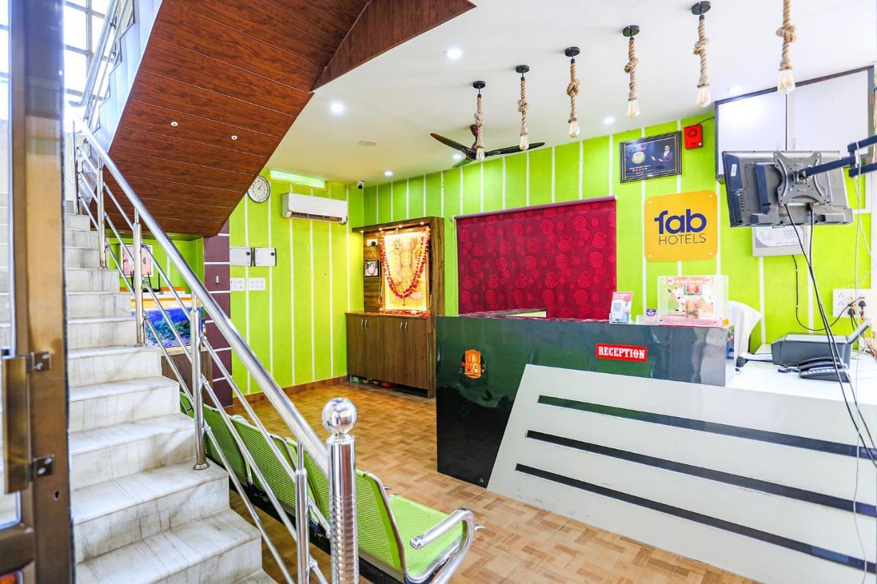 Fabhotel Shivam Palace Váránasí Exteriér fotografie