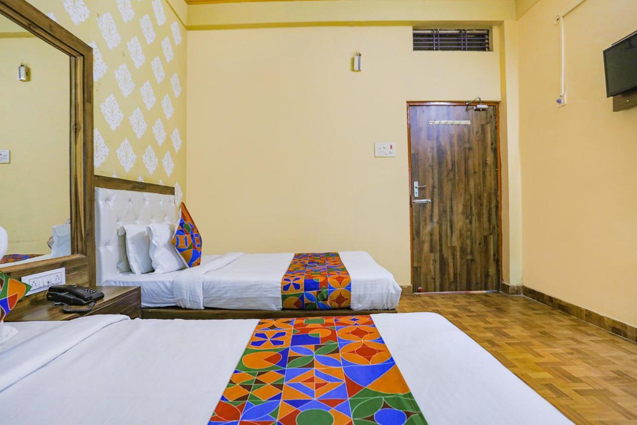 Fabhotel Shivam Palace Váránasí Exteriér fotografie