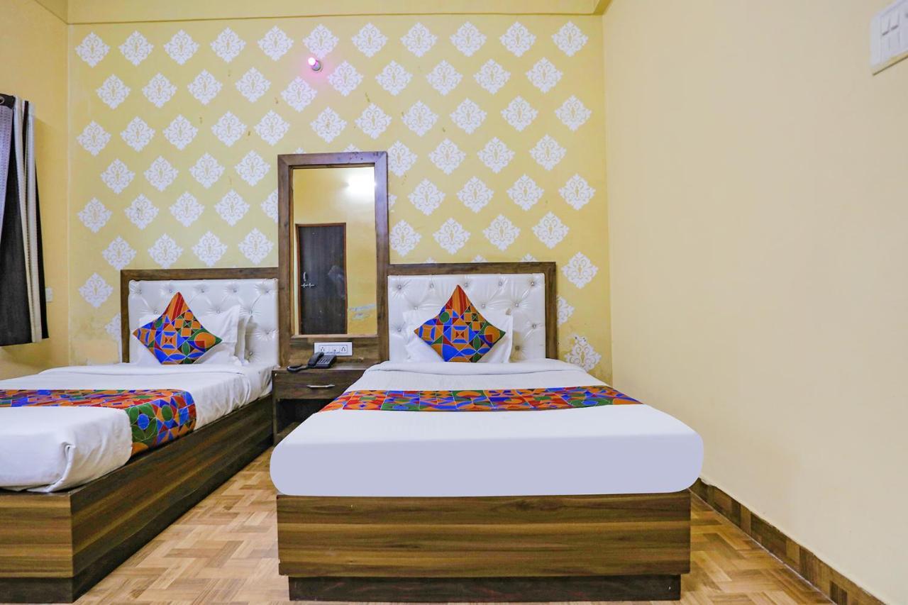 Fabhotel Shivam Palace Váránasí Exteriér fotografie