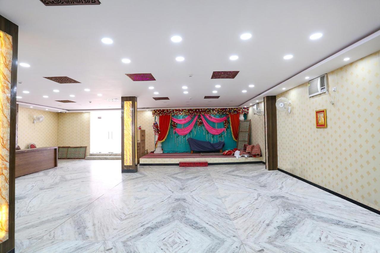 Fabhotel Shivam Palace Váránasí Exteriér fotografie